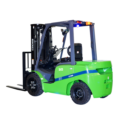 EKKO EK30GT-Li green 4-wheel lithium electric forklift with Li-iON badge, three-quarter view