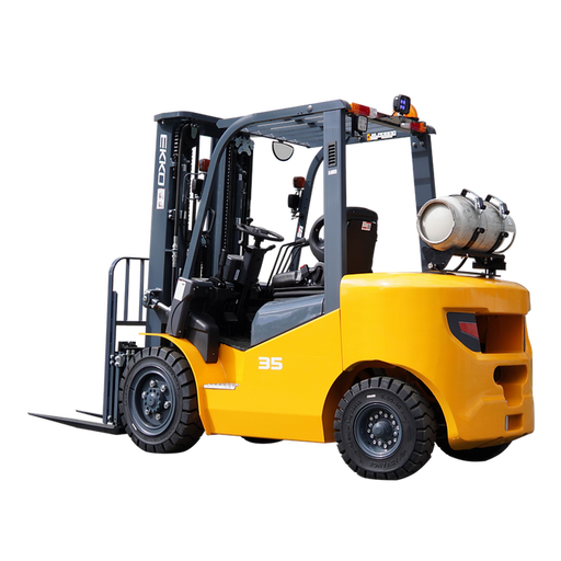 EKKO EK35LP yellow LPG forklift with rear-mounted propane tank, three-quarter view