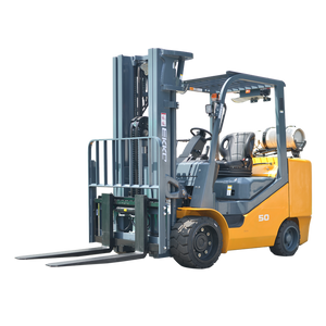 EKKO EK50LP 10,000 lb LPG forklift, side-front view, yellow chassis with propane tank mounted behind operator station